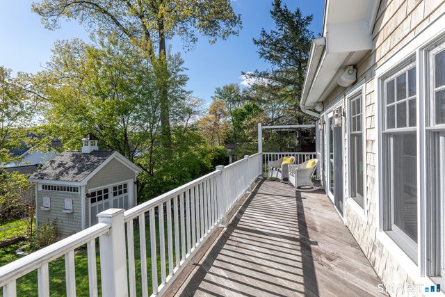 34 Skyline Drive, Brookfield, CT 06804