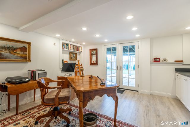 34 Skyline Drive, Brookfield, CT 06804
