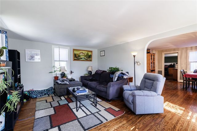 31 Maplewood Avenue, Mendon, NY 14472