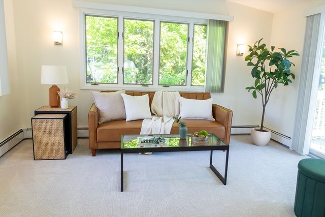 7 West Ferdinand St, Stoneham, MA 02180