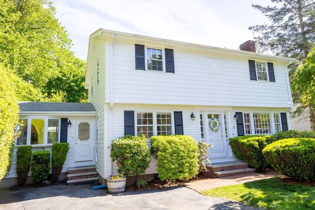 7 West Ferdinand St, Stoneham, MA 02180
