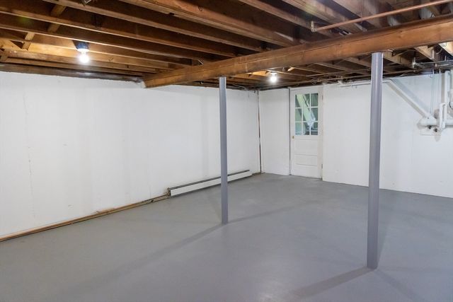 7 West Ferdinand St, Stoneham, MA 02180