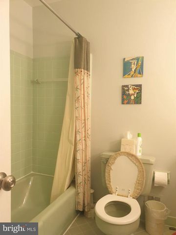 5208 ACACIA AVE, Bethesda, MD 20814