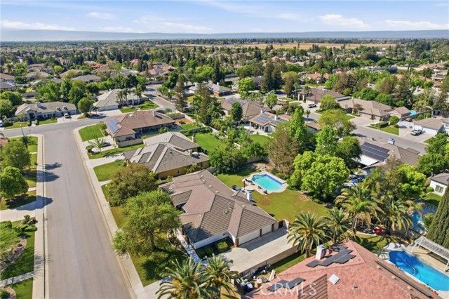 1311 Dunaire, Bakersfield, CA 93312