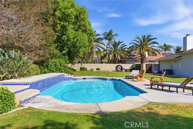 1311 Dunaire, Bakersfield, CA 93312