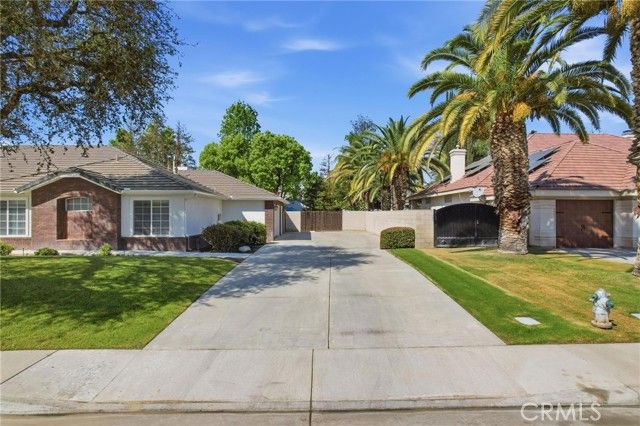 1311 Dunaire, Bakersfield, CA 93312