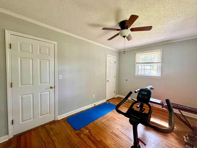 2193 Lakeshore Drive, Manning, SC 29102