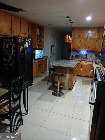 1547 Kon Tiki Lane, Jonesboro, GA 30236