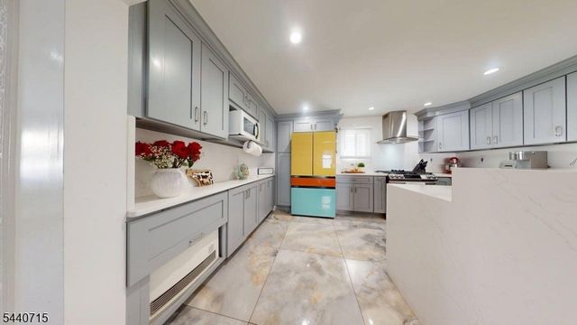 124 Green St, Franklin Twp., NJ 08873