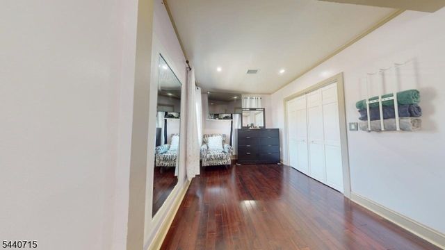 124 Green St, Franklin Twp., NJ 08873