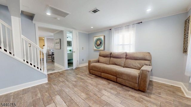 124 Green St, Franklin Twp., NJ 08873