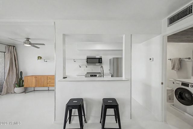 7350 N VIA PASEO DEL SUR -- Q206, Scottsdale, AZ 85258