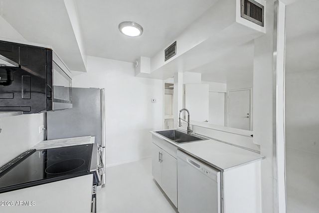 7350 N VIA PASEO DEL SUR -- Q206, Scottsdale, AZ 85258