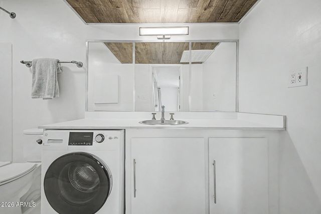 7350 N VIA PASEO DEL SUR -- Q206, Scottsdale, AZ 85258