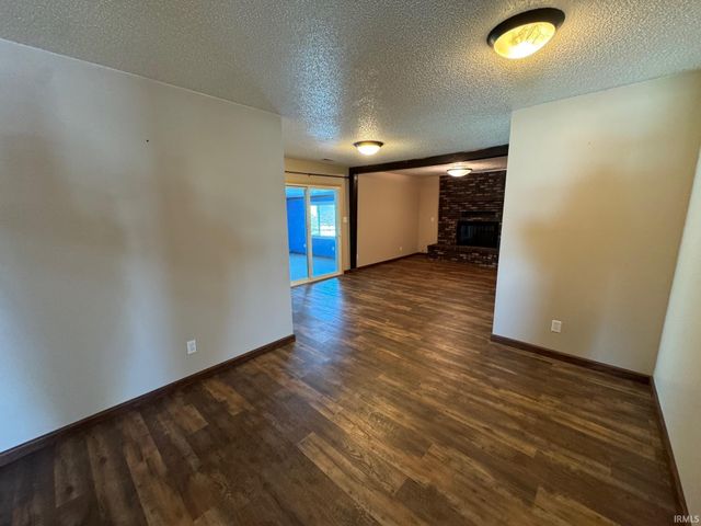 10521 Bethel Road, Fort Wayne, IN 46818