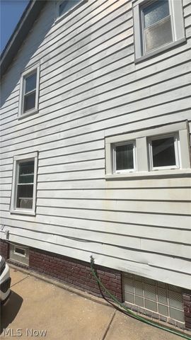 3525 E 110th Street, Cleveland, OH 44105