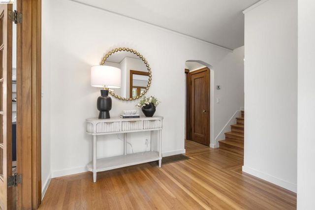 491 Boynton Ave, Berkeley, CA 94707