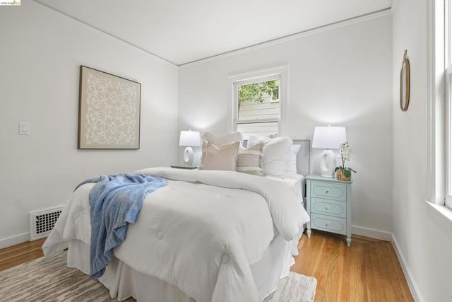 491 Boynton Ave, Berkeley, CA 94707