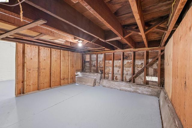 491 Boynton Ave, Berkeley, CA 94707