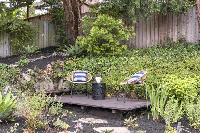 491 Boynton Ave, Berkeley, CA 94707