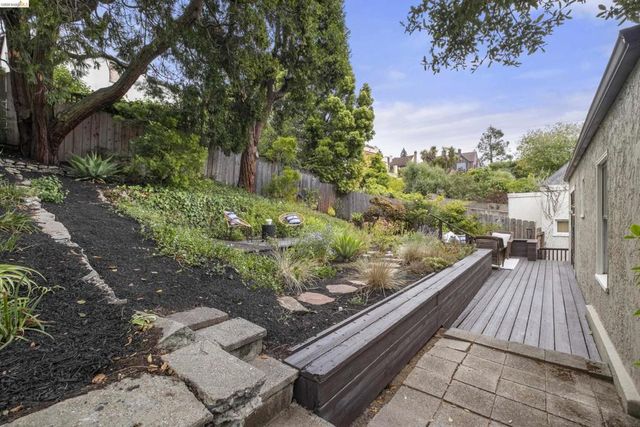 491 Boynton Ave, Berkeley, CA 94707