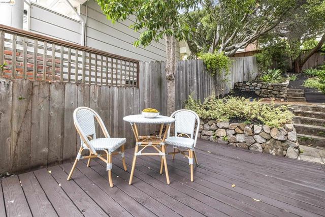 491 Boynton Ave, Berkeley, CA 94707