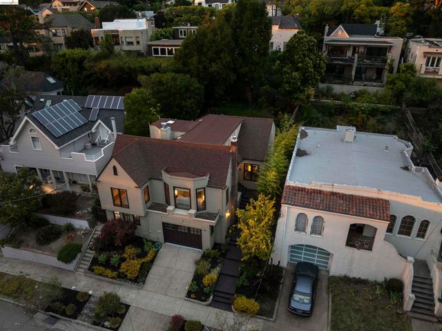 491 Boynton Ave, Berkeley, CA 94707