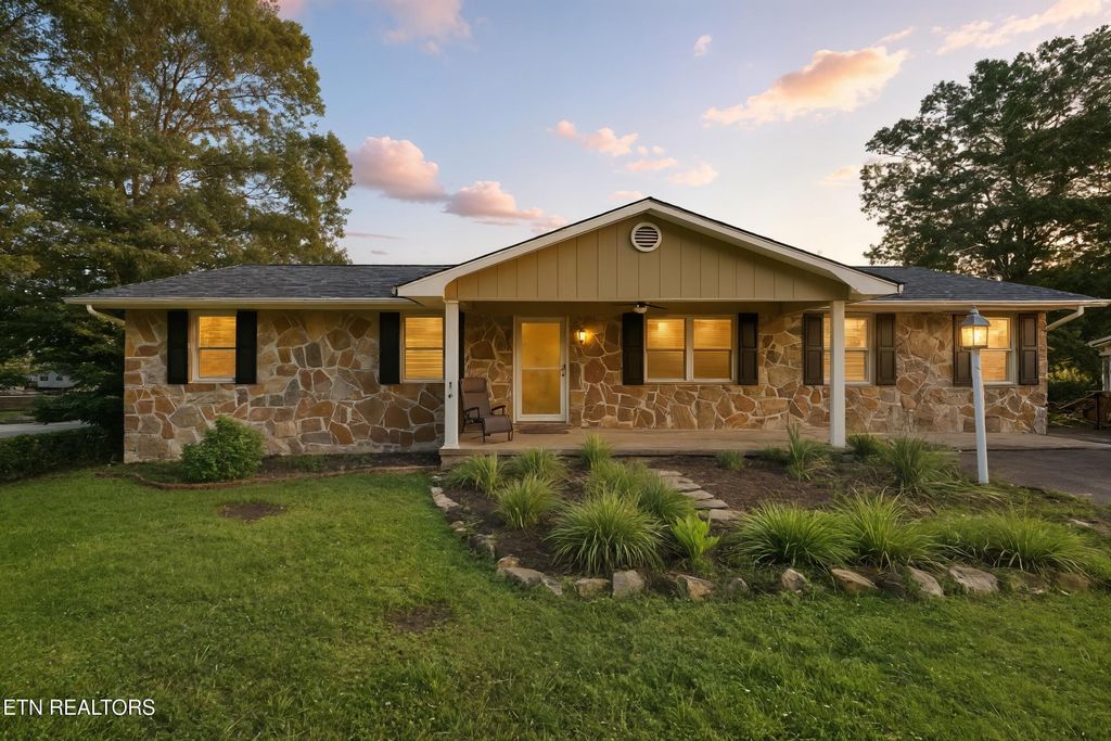 254 Cumberland Drive, Harrogate, TN 37752