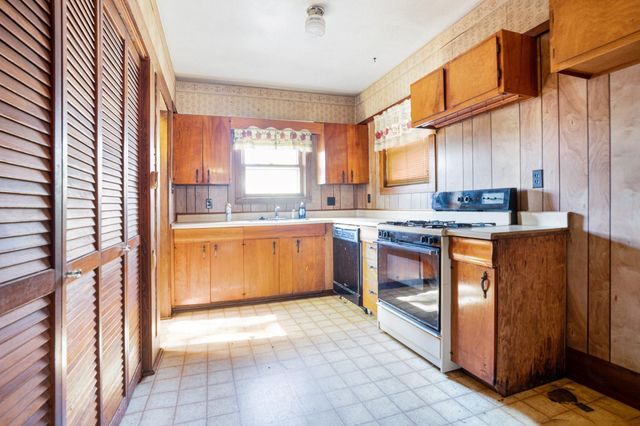 8405 Glenview Drive, Houston, TX 77017