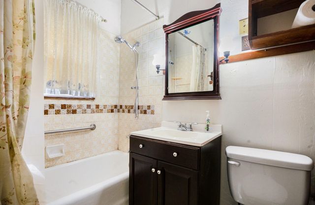 8405 Glenview Drive, Houston, TX 77017