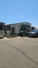 690 W Hermosa Street 20, Lindsay, CA 93247