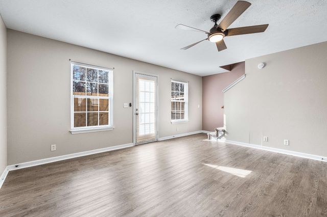 423 Shoshone Pl, Murfreesboro, TN 37128