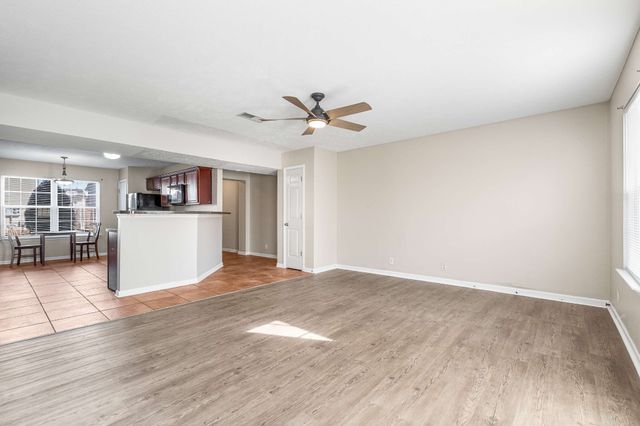 423 Shoshone Pl, Murfreesboro, TN 37128