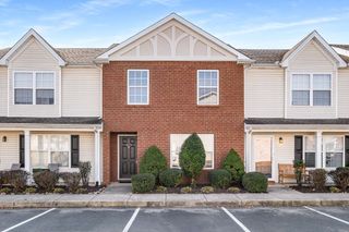 423 Shoshone Pl, Murfreesboro, TN 37128