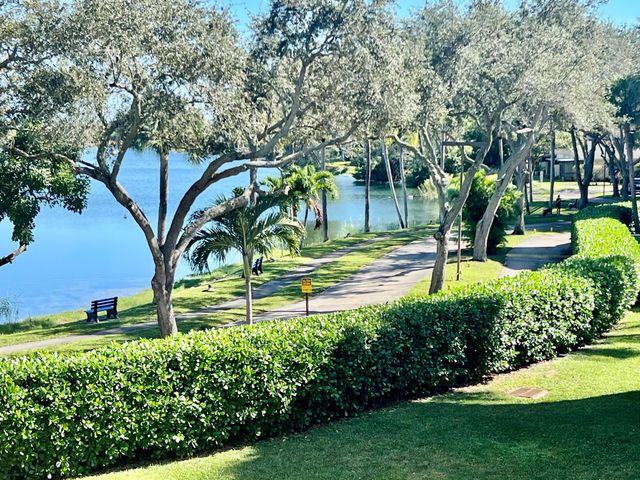3590 Blue Lake Drive 304, Pompano Beach, FL 33064
