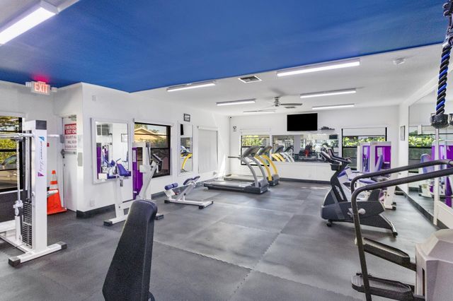 3590 Blue Lake Drive 304, Pompano Beach, FL 33064