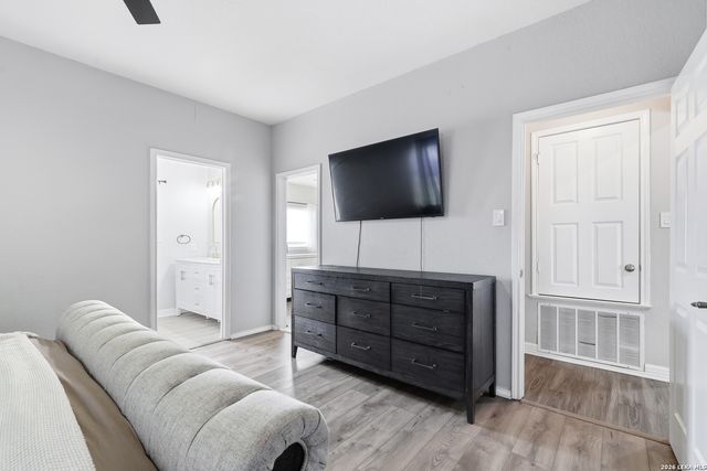 13223 Camino Carlos, San Antonio, TX 78233