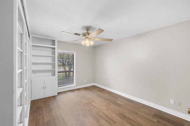 107 Memorial Lane, Columbus, TX 78934