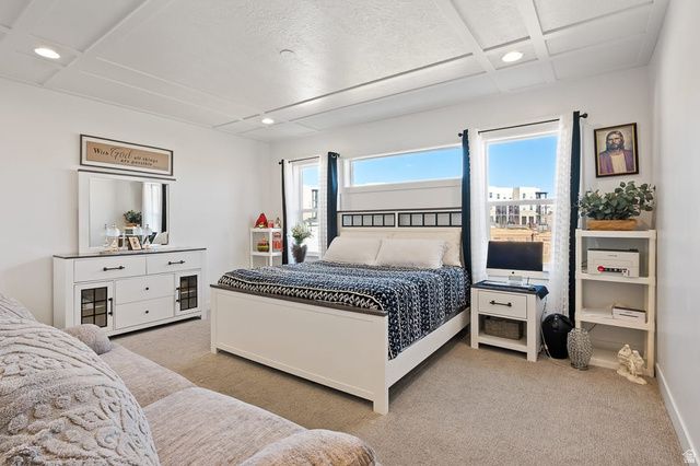 7094 W MOOREPARK PL, West Jordan, UT 84081