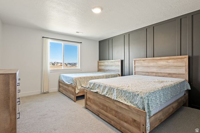 7094 W MOOREPARK PL, West Jordan, UT 84081