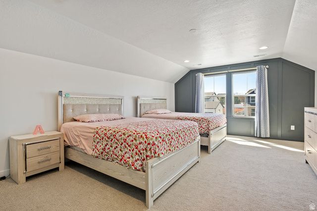 7094 W MOOREPARK PL, West Jordan, UT 84081