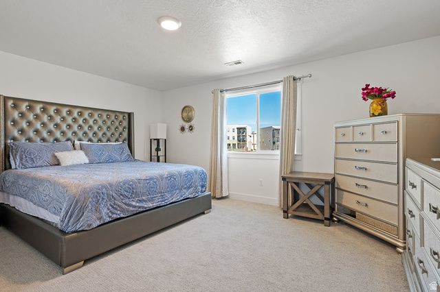 7094 W MOOREPARK PL, West Jordan, UT 84081