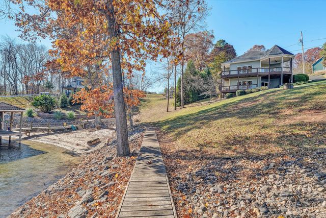 6778 Horseshoe Bend RD, Goodview, VA 24095