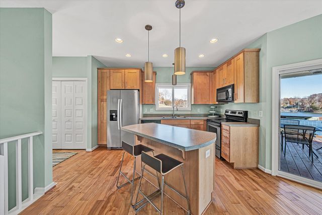 6778 Horseshoe Bend RD, Goodview, VA 24095