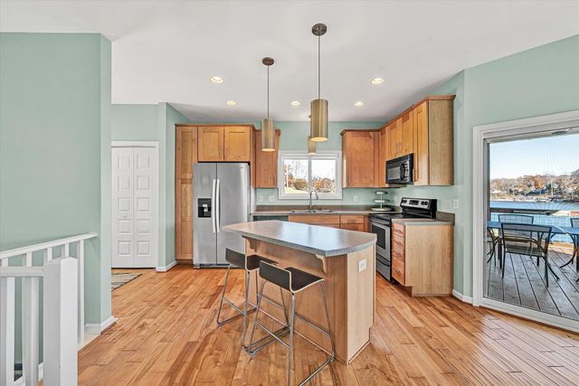 6778 Horseshoe Bend RD, Goodview, VA 24095