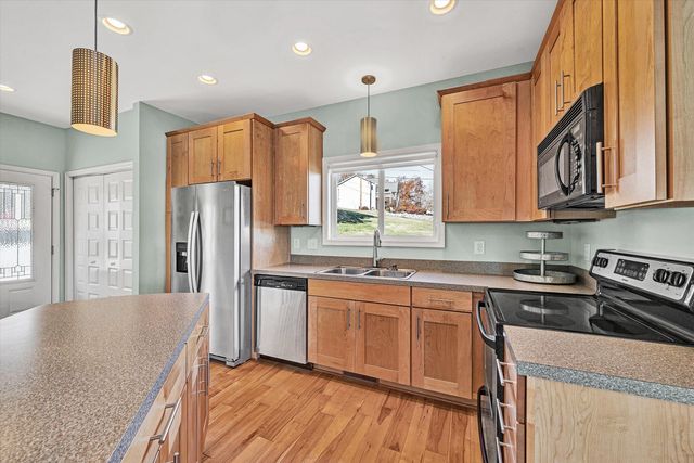 6778 Horseshoe Bend RD, Goodview, VA 24095