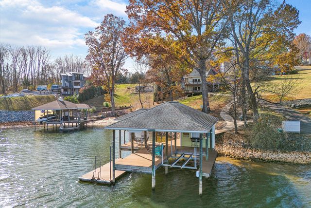 6778 Horseshoe Bend RD, Goodview, VA 24095