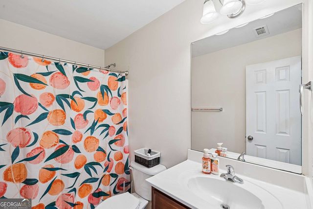 3281 Open Fields Drive, Snellville, GA 30078