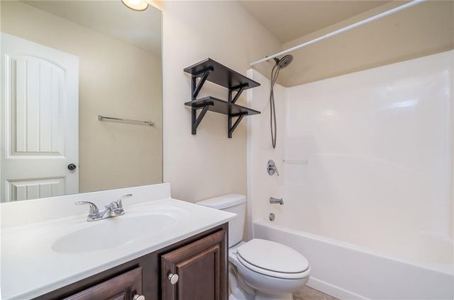 172 Clubhouse Crossing, Acworth, GA 30101
