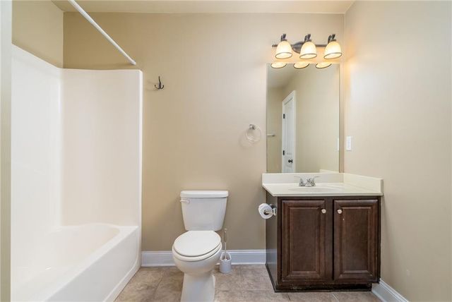 172 Clubhouse Crossing, Acworth, GA 30101
